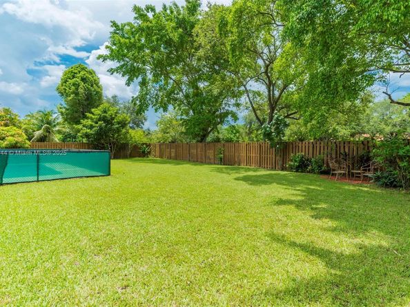 11321 NW 1st Ct, Coral Springs FL 33071