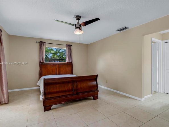 11321 NW 1st Ct, Coral Springs FL 33071