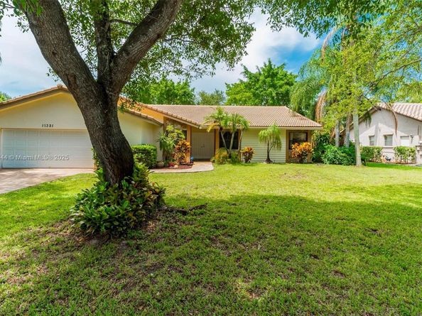 11321 NW 1st Ct, Coral Springs FL 33071