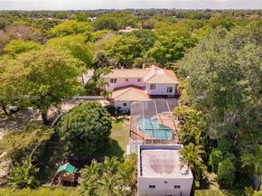 2111 Alhambra Cir, Coral Gables FL 33134
