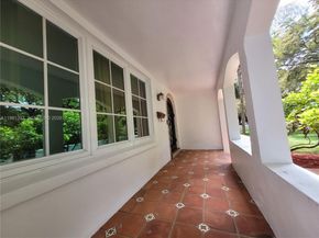 2111 Alhambra Cir, Coral Gables FL 33134