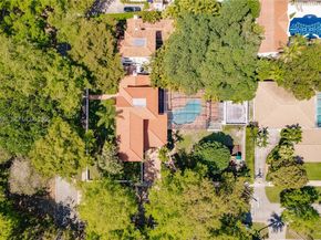 2111 Alhambra Cir, Coral Gables FL 33134