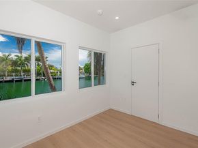 1975 Calais Dr, Miami Beach FL 33141