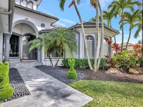 11098 Canary Island Ct, Plantation FL 33324
