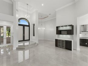 11098 Canary Island Ct, Plantation FL 33324