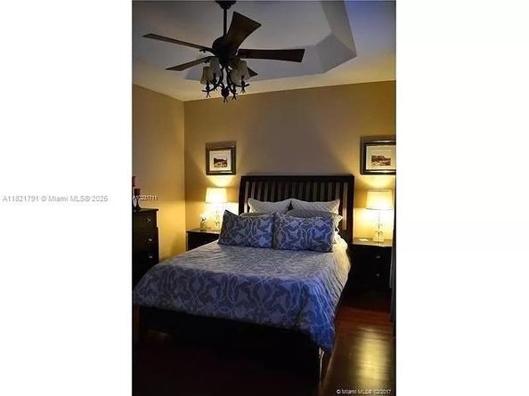 2402 NE 41st Pl, Homestead FL 33033