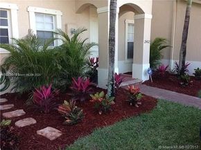 2402 NE 41st Pl, Homestead FL 33033