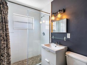 551 NE 67th St, Miami FL 33138