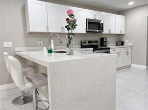 341 S 24th Ave, Hollywood FL 33020