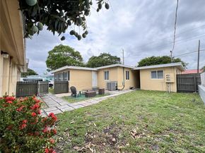 341 S 24th Ave, Hollywood FL 33020