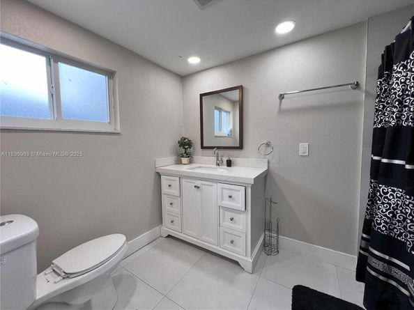 341 S 24th Ave, Hollywood FL 33020