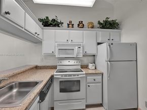 14006 SW 91st Ter 14006, Miami FL 33186