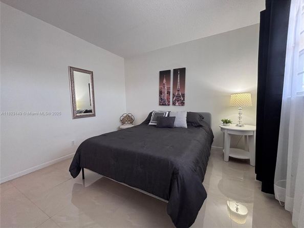 4331 NW 16th St D304, Lauderhill FL 33313