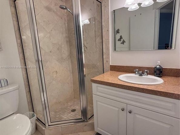 4331 NW 16th St D304, Lauderhill FL 33313