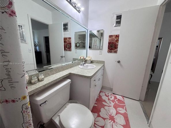 4331 NW 16th St D304, Lauderhill FL 33313