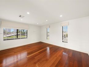 Undisclosed Address #A11973044, Hallandale Beach FL 33009