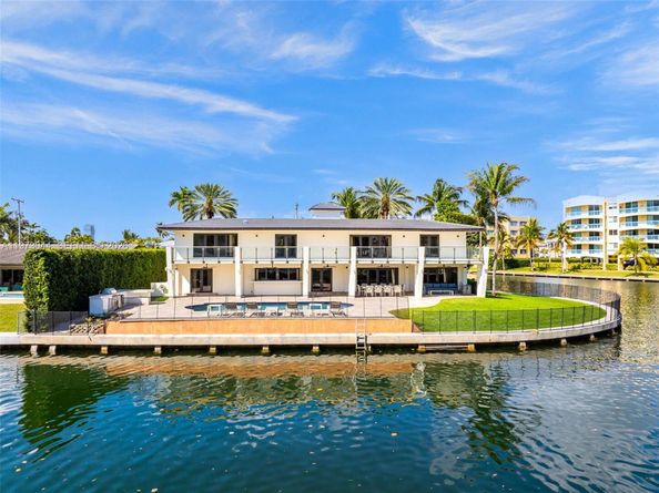 Undisclosed Address #A11973044, Hallandale Beach FL 33009