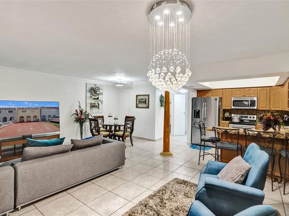 6925 W 3rd Ave, Hialeah FL 33014