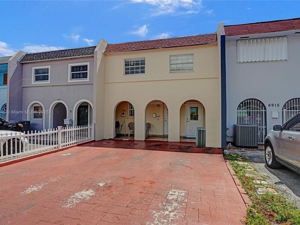 6925 W 3rd Ave, Hialeah FL 33014