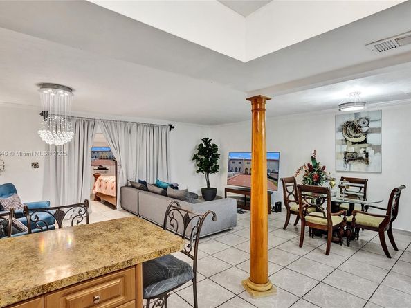 6925 W 3rd Ave, Hialeah FL 33014