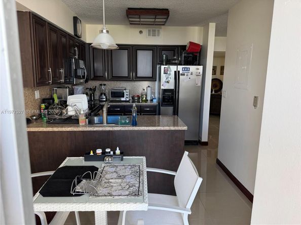 3600 Mystic Pointe Dr 615, Aventura FL 33180