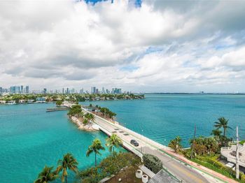 3 Island Ave
