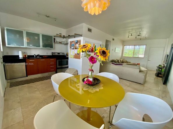 1045 Lenox Ave 4, Miami Beach FL 33139