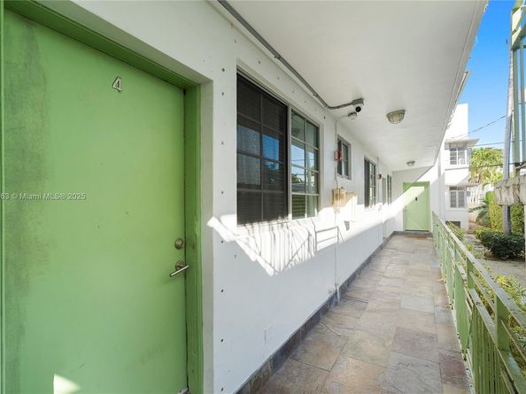 1045 Lenox Ave 4, Miami Beach FL 33139