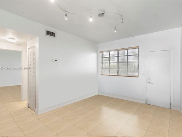 1045 Lenox Ave 4, Miami Beach FL 33139