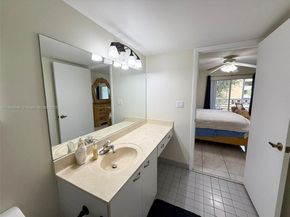 17801 N Bay Rd 302, Sunny Isles Beach FL 33160
