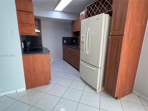 5790 W 26th Ave 202, Hialeah FL 33016