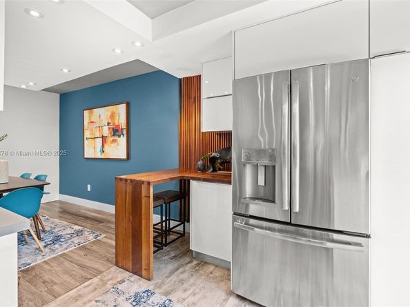 640 NW 98th Ct 640, Miami FL 33172