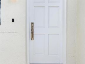 640 NW 98th Ct 640, Miami FL 33172