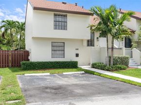 640 NW 98th Ct 640, Miami FL 33172