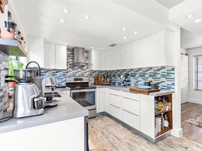 640 NW 98th Ct 640, Miami FL 33172