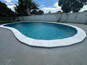 3960 NW 174th St, Miami Gardens FL 33055