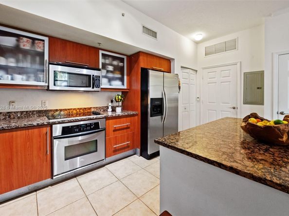 888 S Douglas Rd 113, Coral Gables FL 33134
