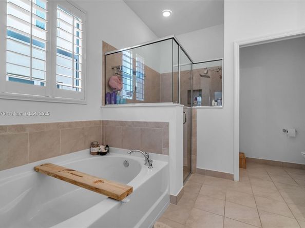 4136 NE 21st Ct, Homestead FL 33033
