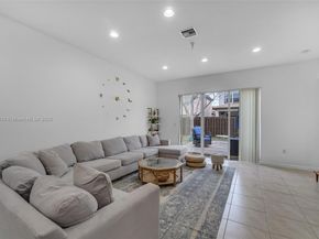 4136 NE 21st Ct, Homestead FL 33033