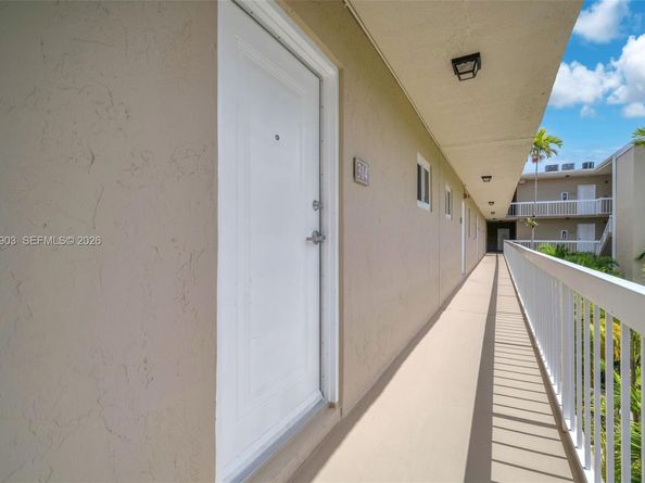 8103 Camino Real C314, Miami FL 33143