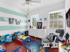 2406 NE 41st Pl, Homestead FL 33033