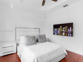 2406 NE 41st Pl, Homestead FL 33033
