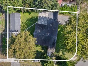 5771 SW 39th St, Davie FL 33314