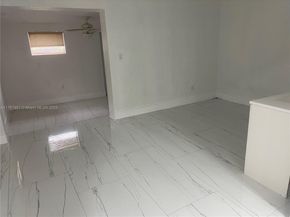 20 NE 215th St, Miami Gardens FL 33179