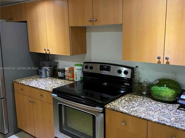 6917 Collins Ave 426, Miami Beach FL 33141