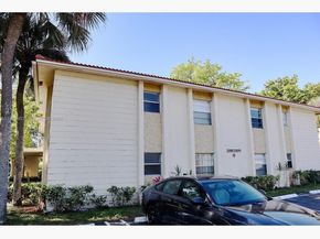 11484 Royal Palm Blvd 11484, Coral Springs FL 33065