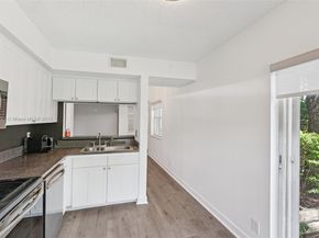 3239 NW 44th St 6, Oakland Park FL 33309