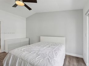 3239 NW 44th St 6, Oakland Park FL 33309