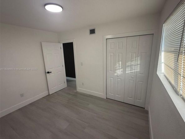 18535 NW 39th Ct, Miami Gardens FL 33055