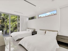 7830 Atlantic Way, Miami Beach FL 33141